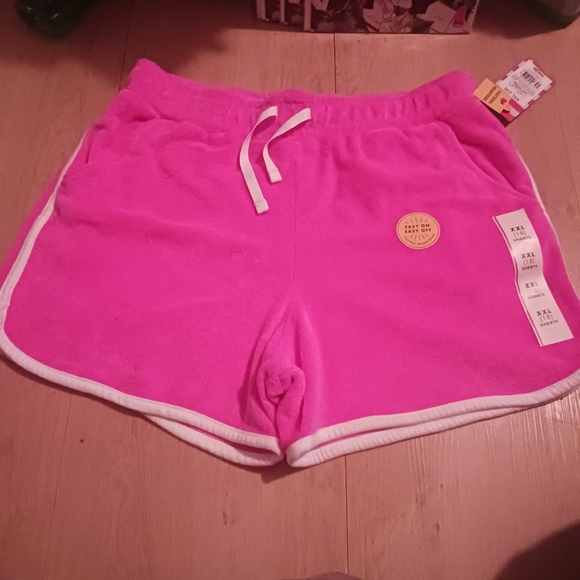 pink shorts with pockets Pants - pink shorts with pockets